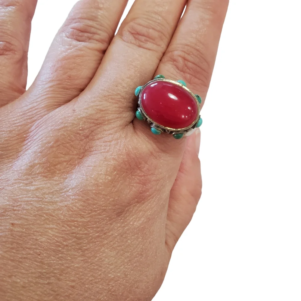 Vintage Sterling Large Turquoise and Gemstone Ring - Picture 4 of 15